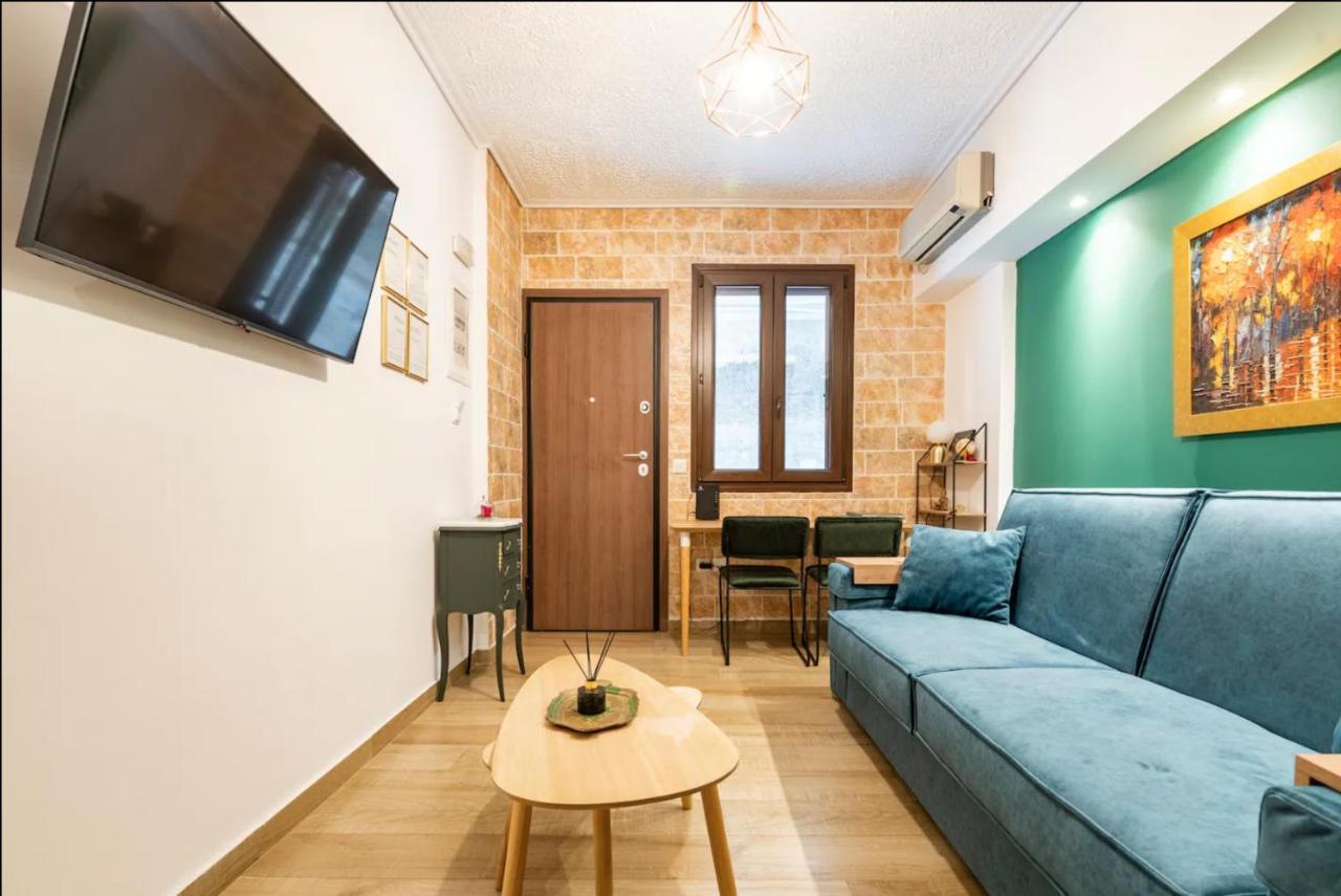Cute Tiny Apartment In The Heart Of Flisvos Афины Экстерьер фото